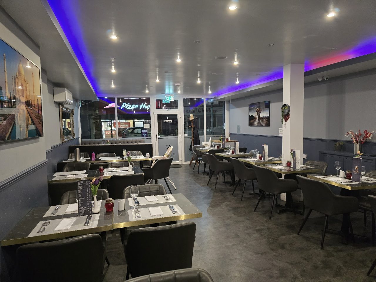 Palace Cafe Restaurant