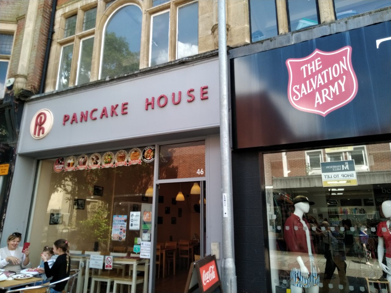 Pancake House T/A Bagel Bros T/A Crepe de Paris