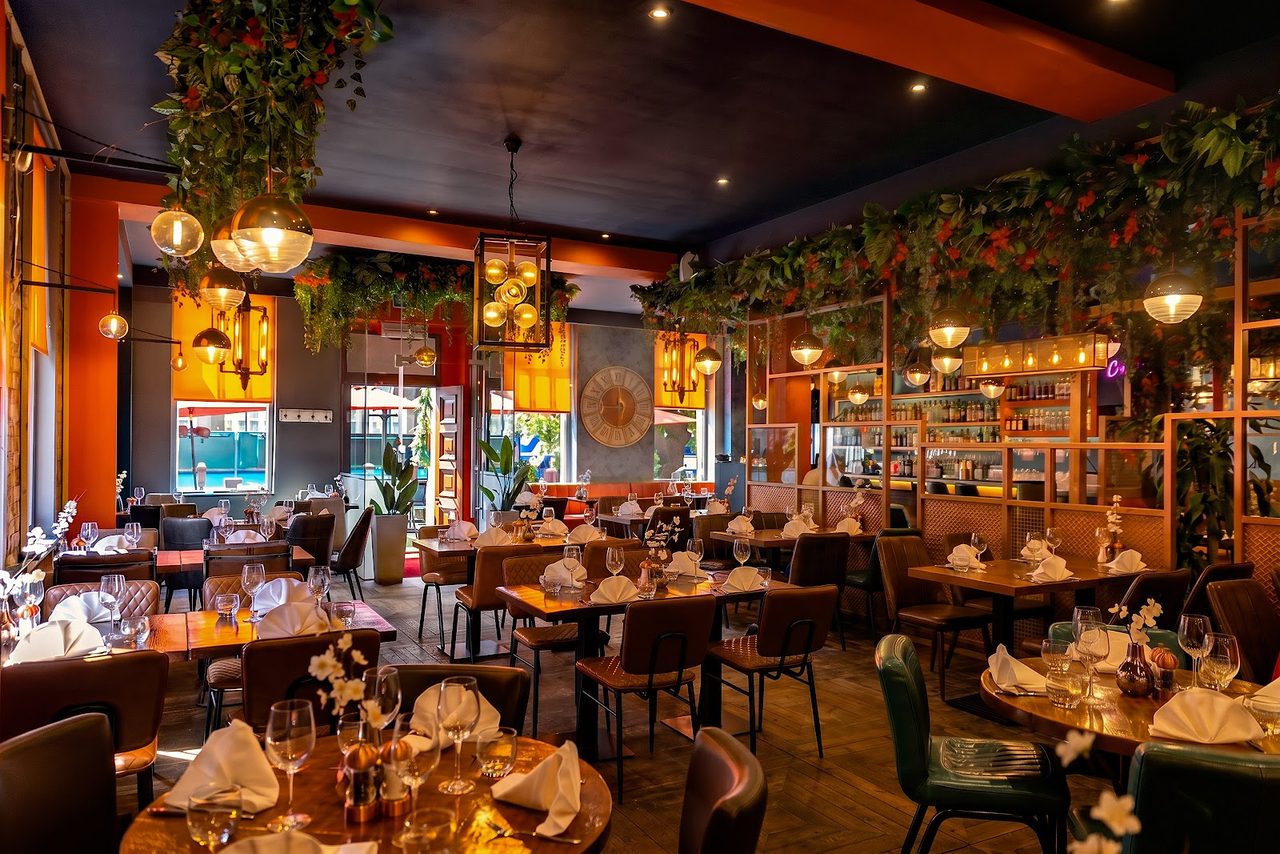 Papilio Restaurant And Lounge Bar