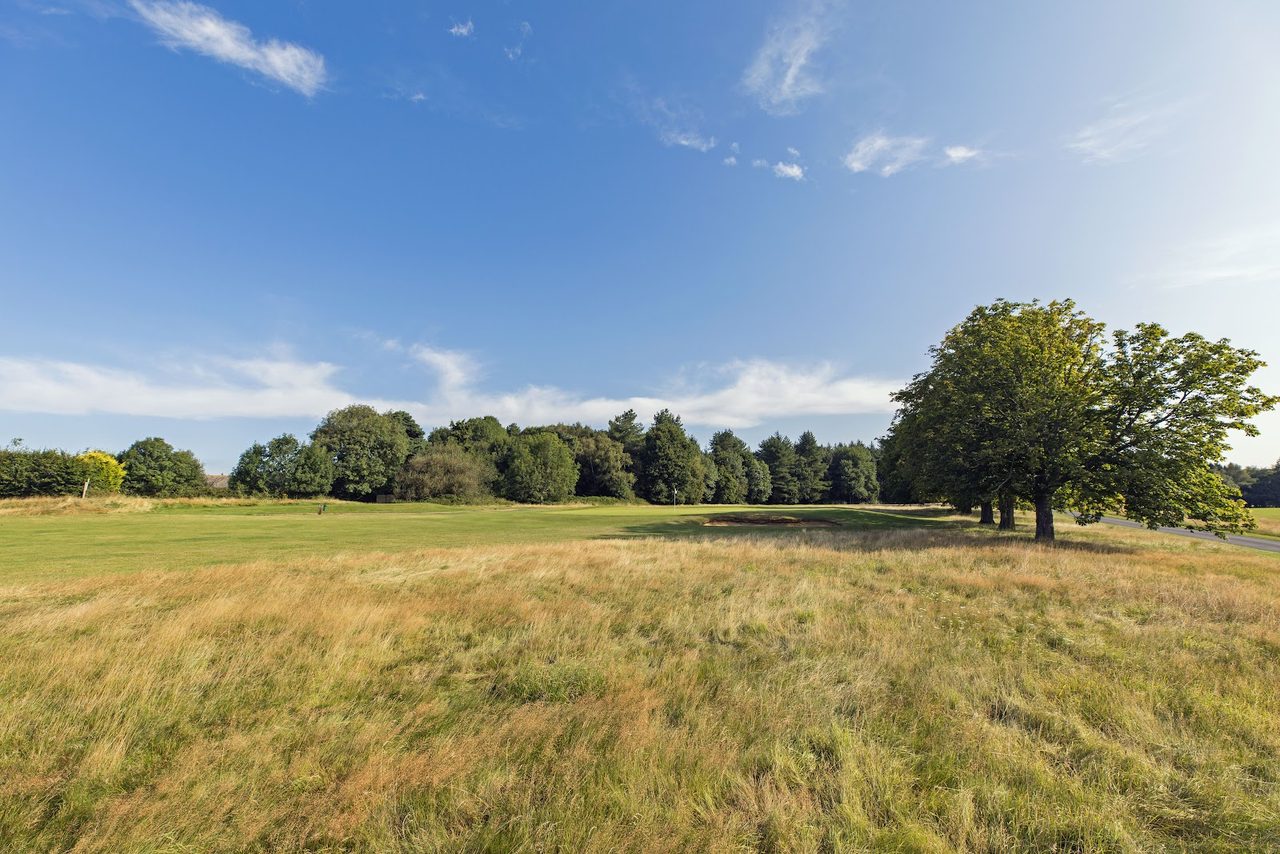PAULTONS GOLF CENTRE