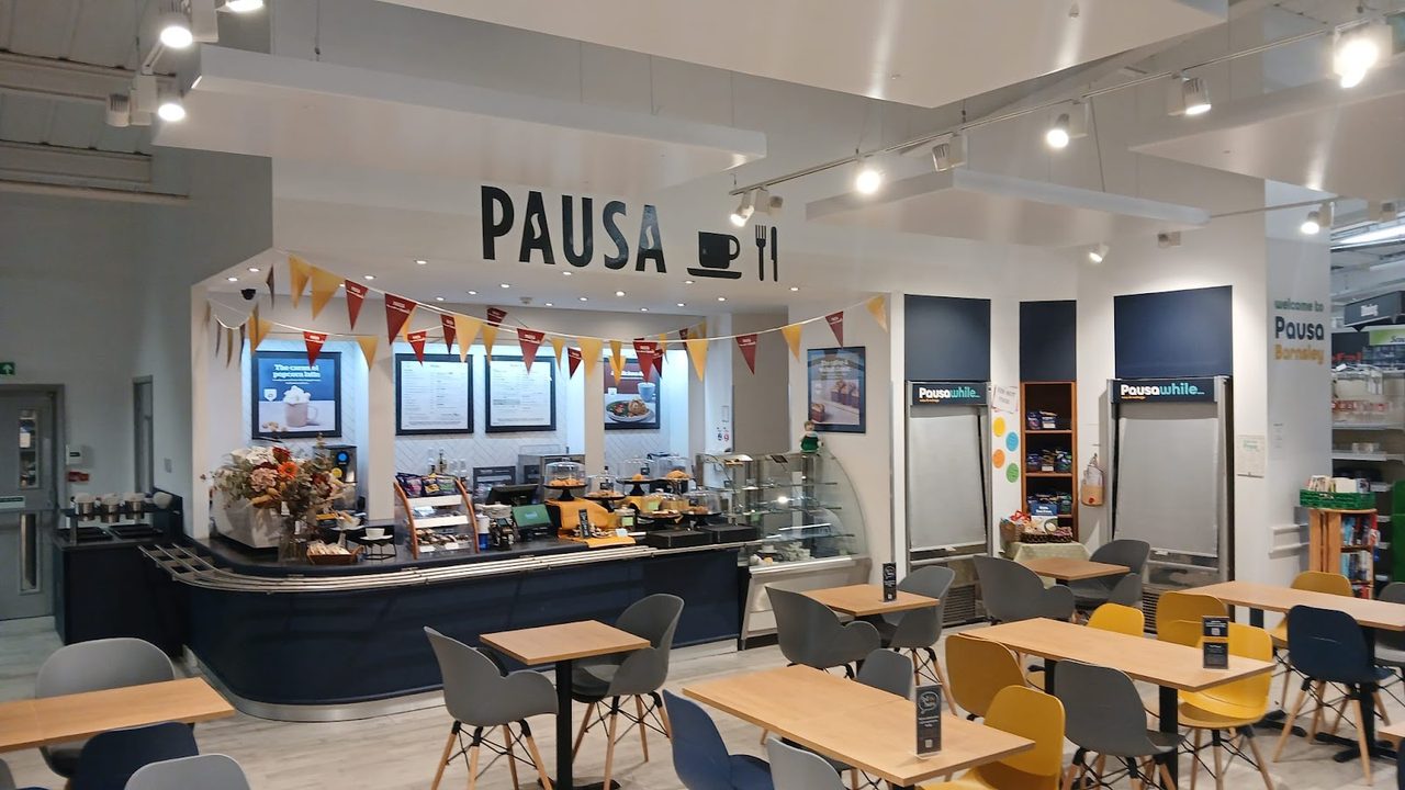 Pausa Caffe Coffee Shop