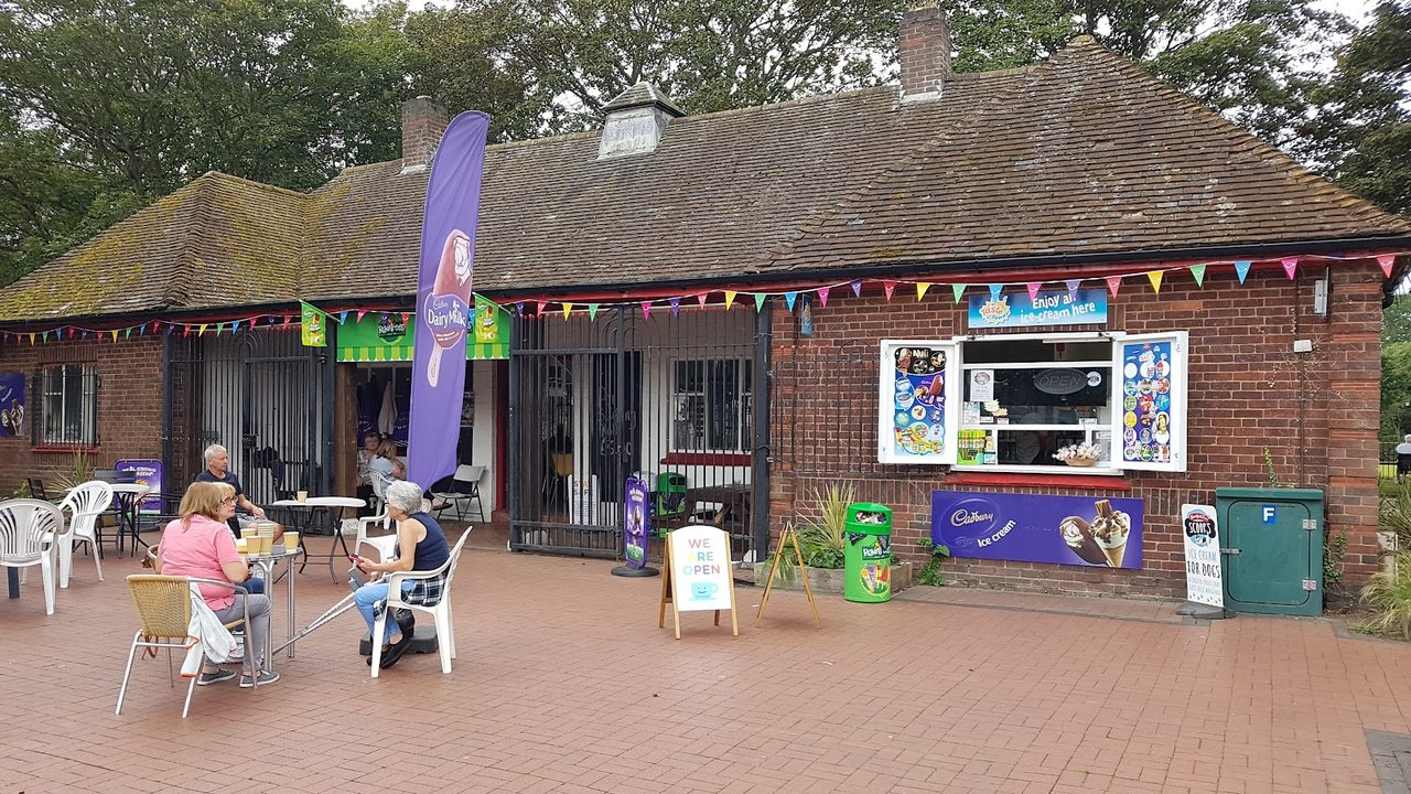 Pavilion Café