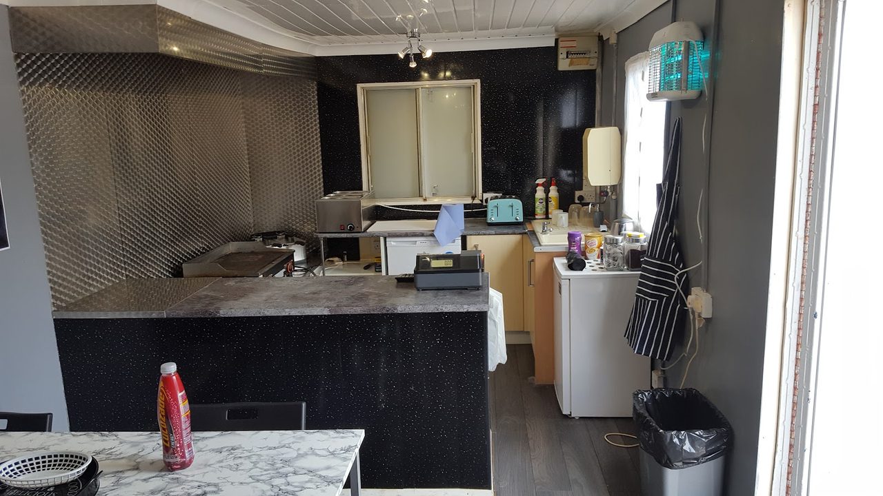 Peaky Bites Takeaway Café