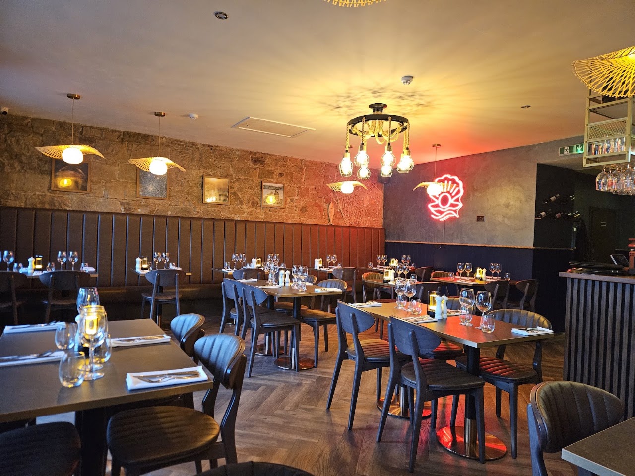 Pearl and Vine Seafood Restaurant