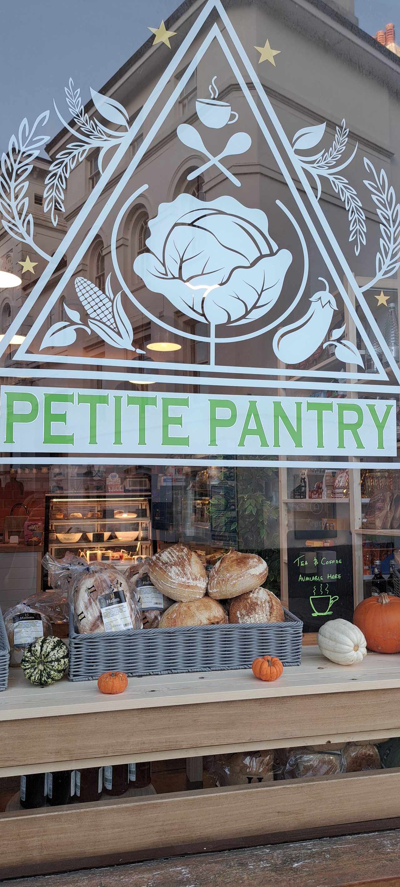 Petite Pantry