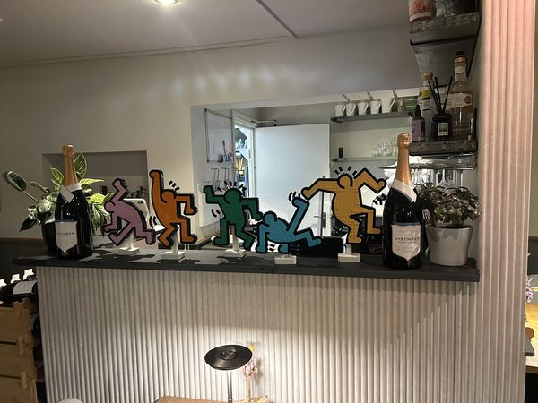 Petty Fours Restaurant