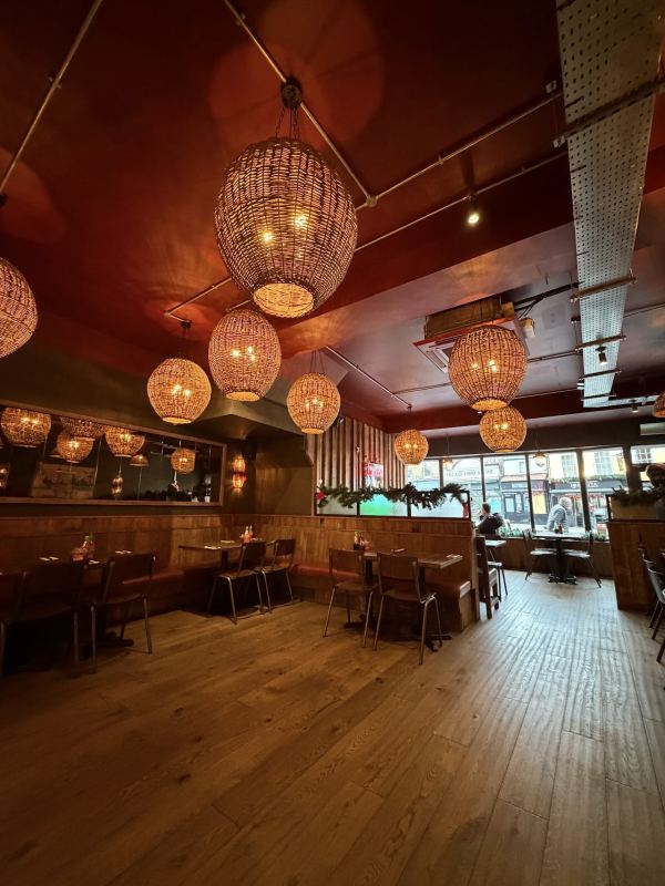 Pho Greenwich