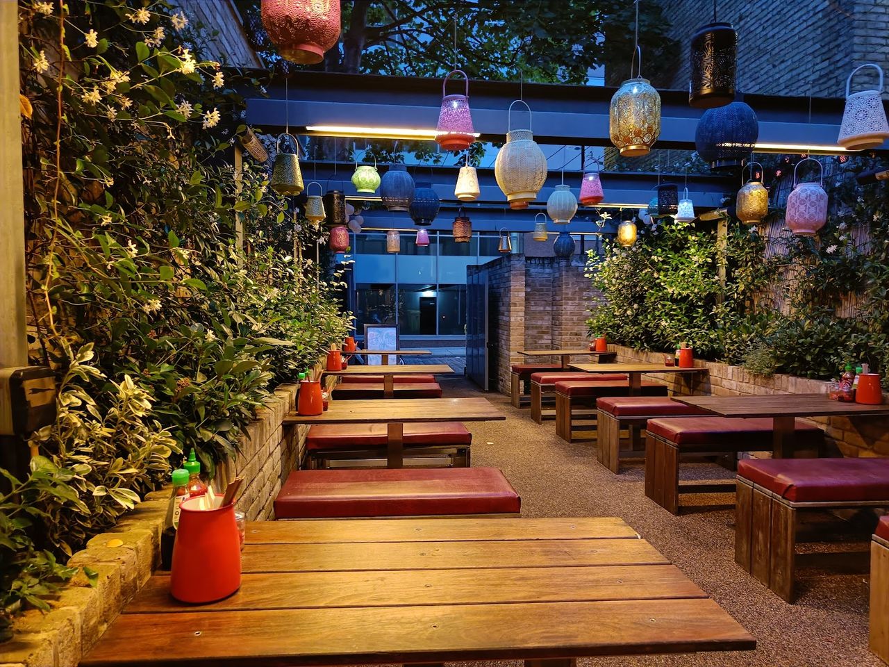 Pho Wimbledon