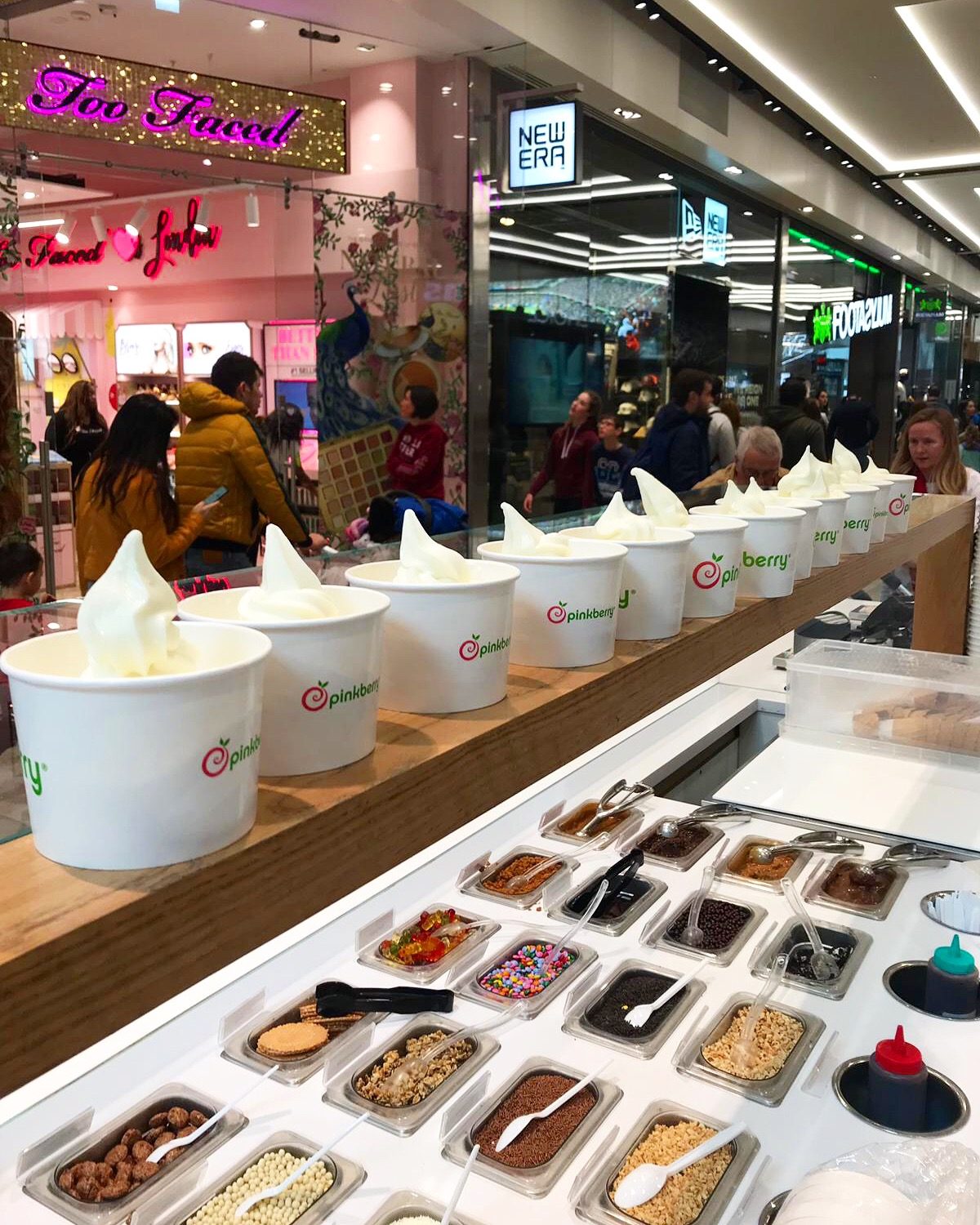 Pinkberry - Kiosk 20 The Gallery