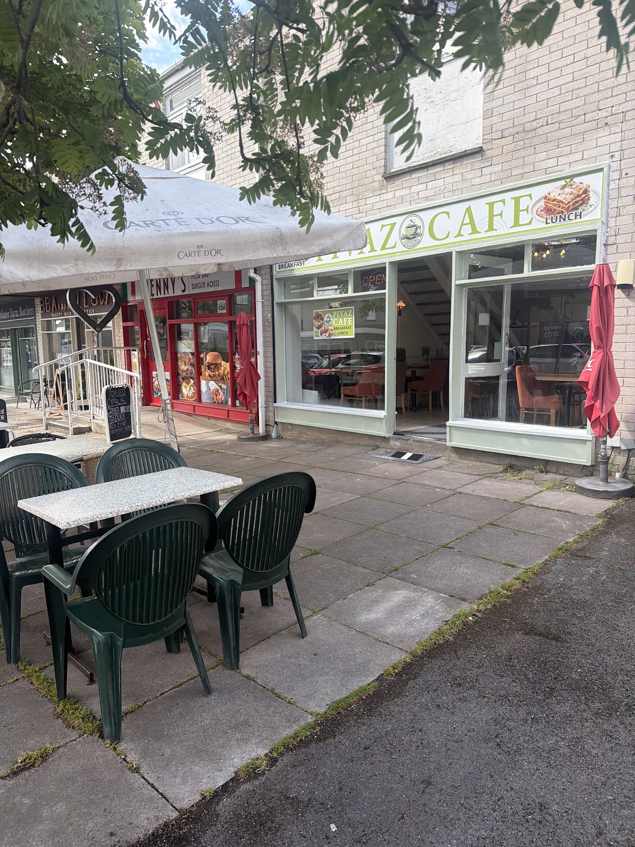 Pivaz Cafe