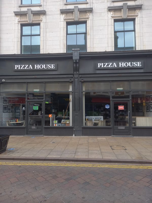 Pizza House