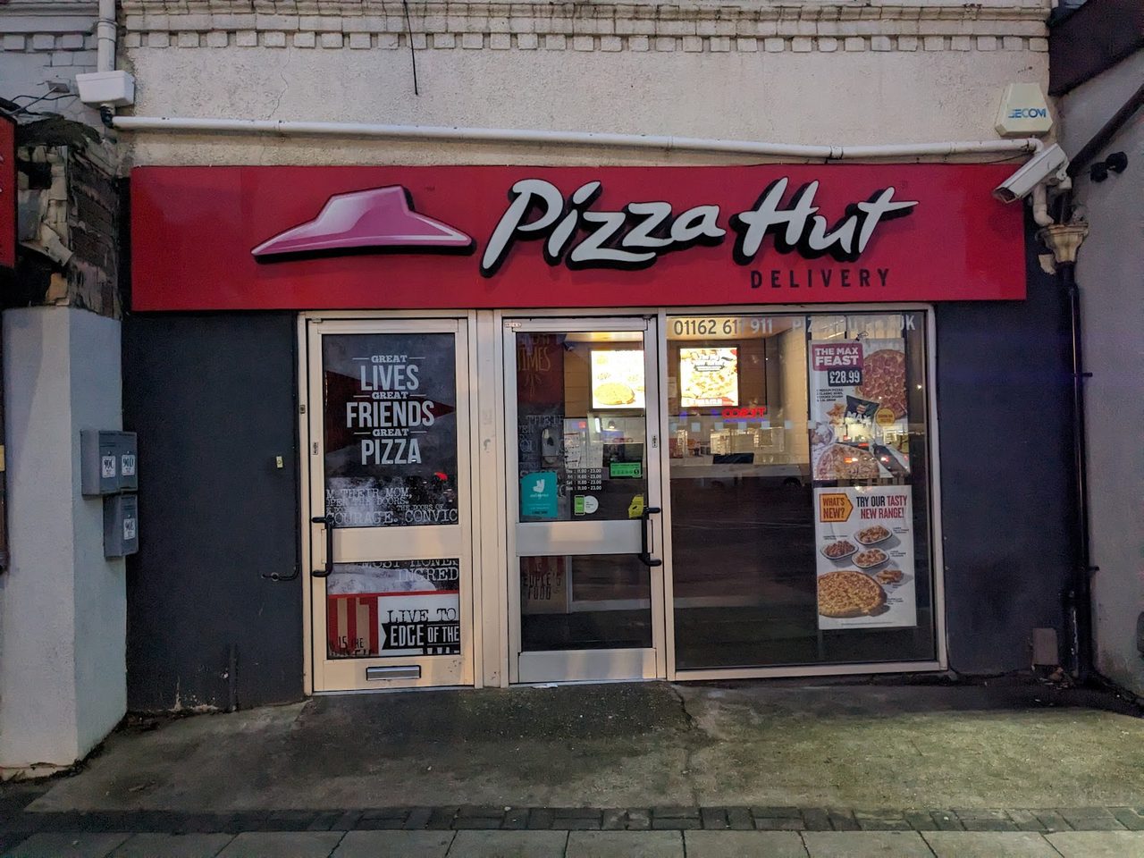 Pizza Hut Restaurants - Dine In