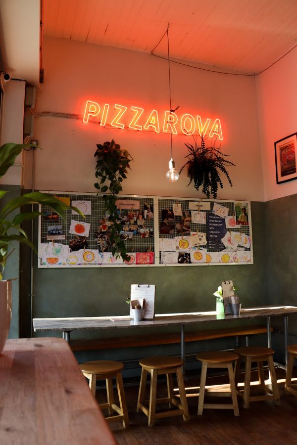 Pizzarova, Park Street