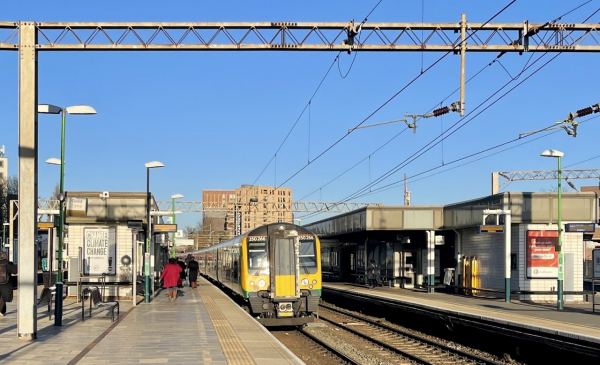 Platform 1 & 3/4