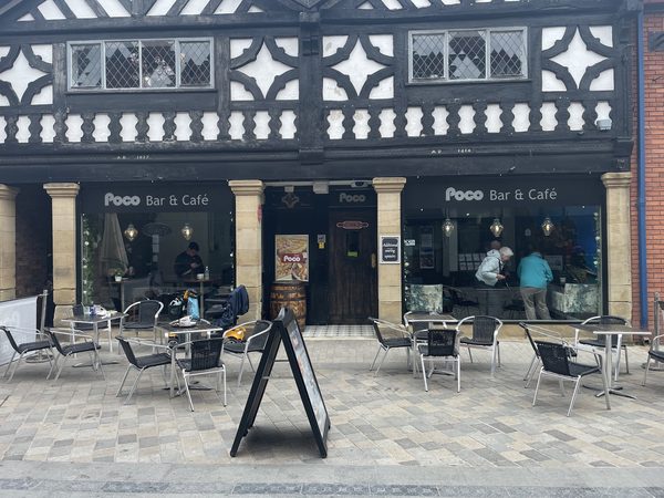 Poco Cafe Bar