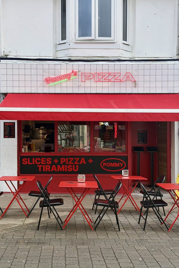 Pommy's Pizza