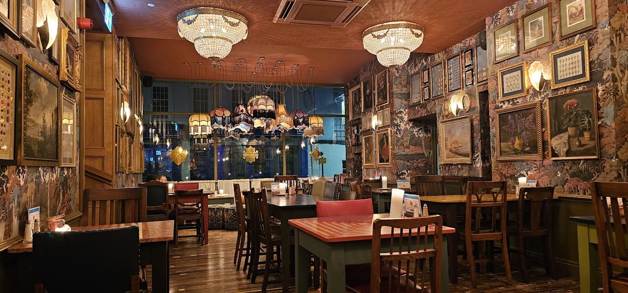 Pontio Lounge