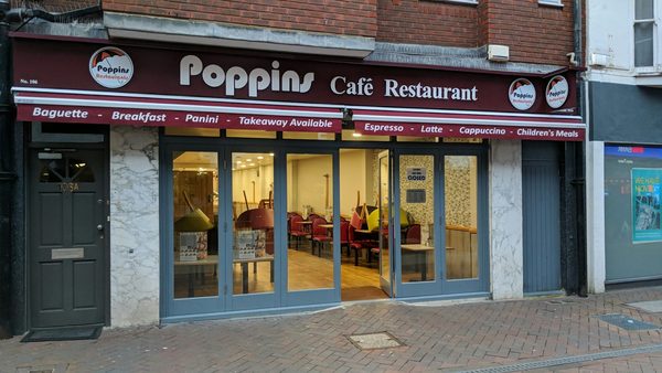 Poppins Cafe Restaurant