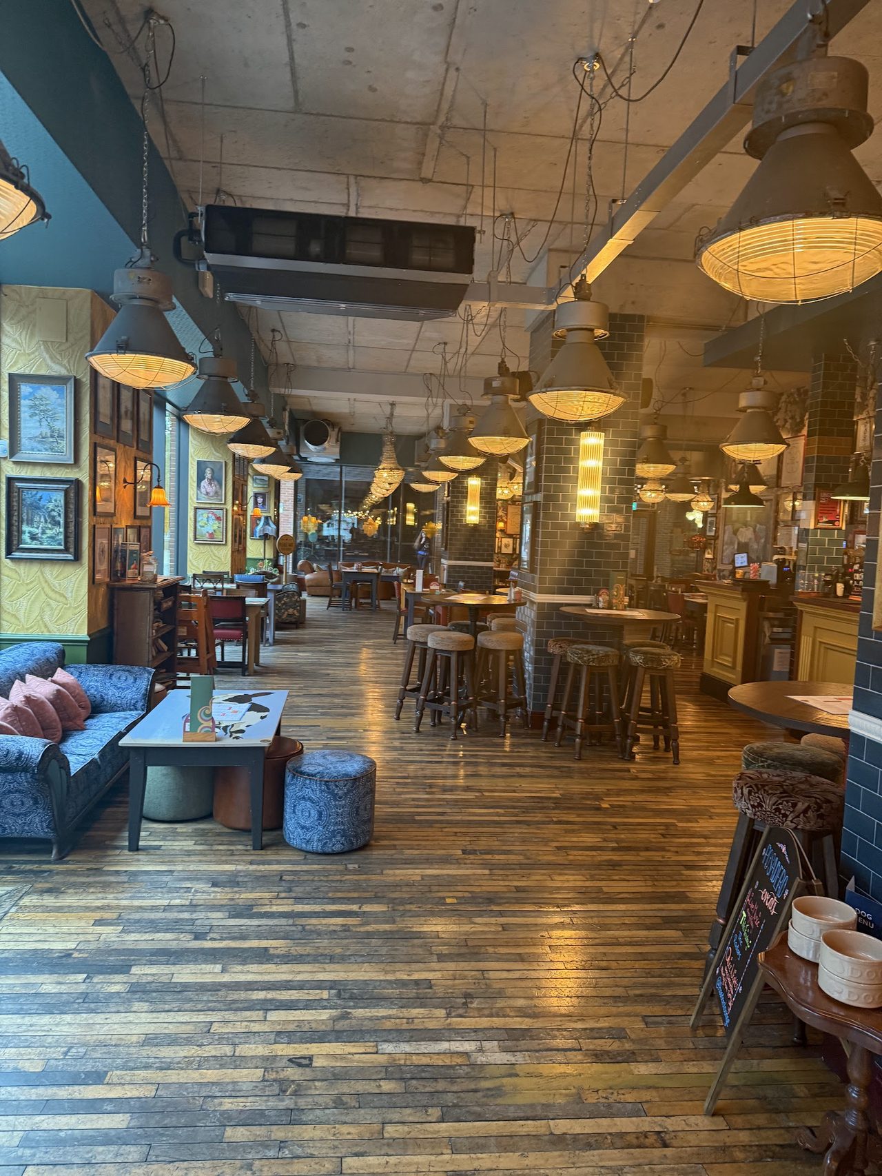 Posadero Lounge