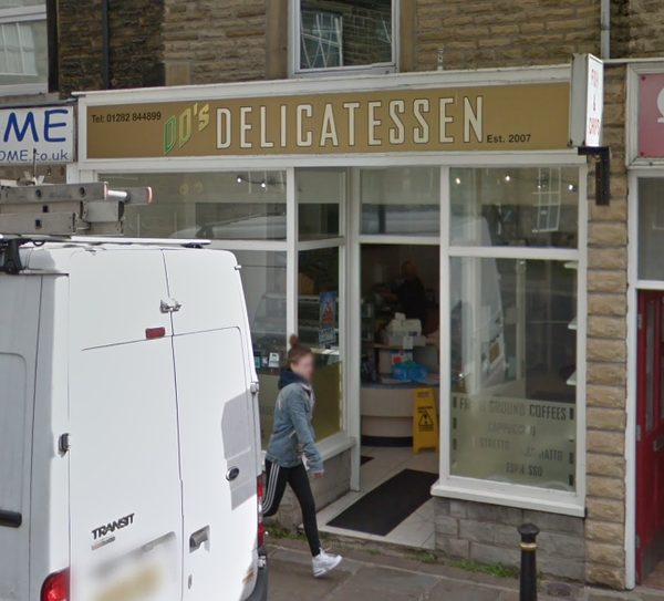 Prestons Deli