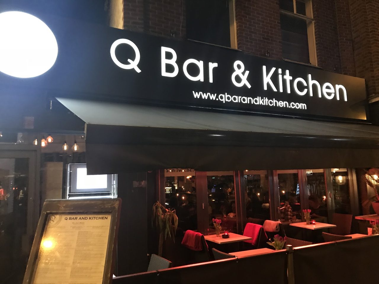 Q Bar And Kitchen