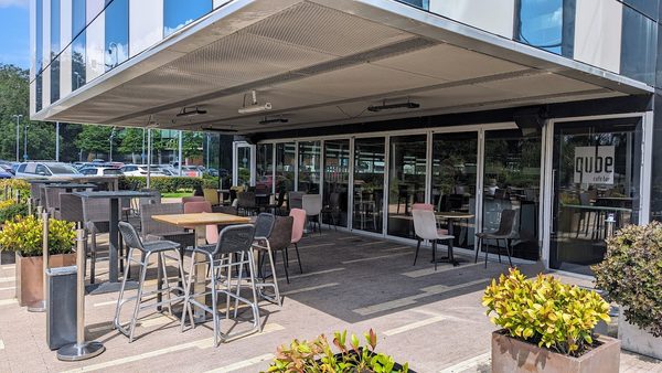 Qube Cafe & Bar