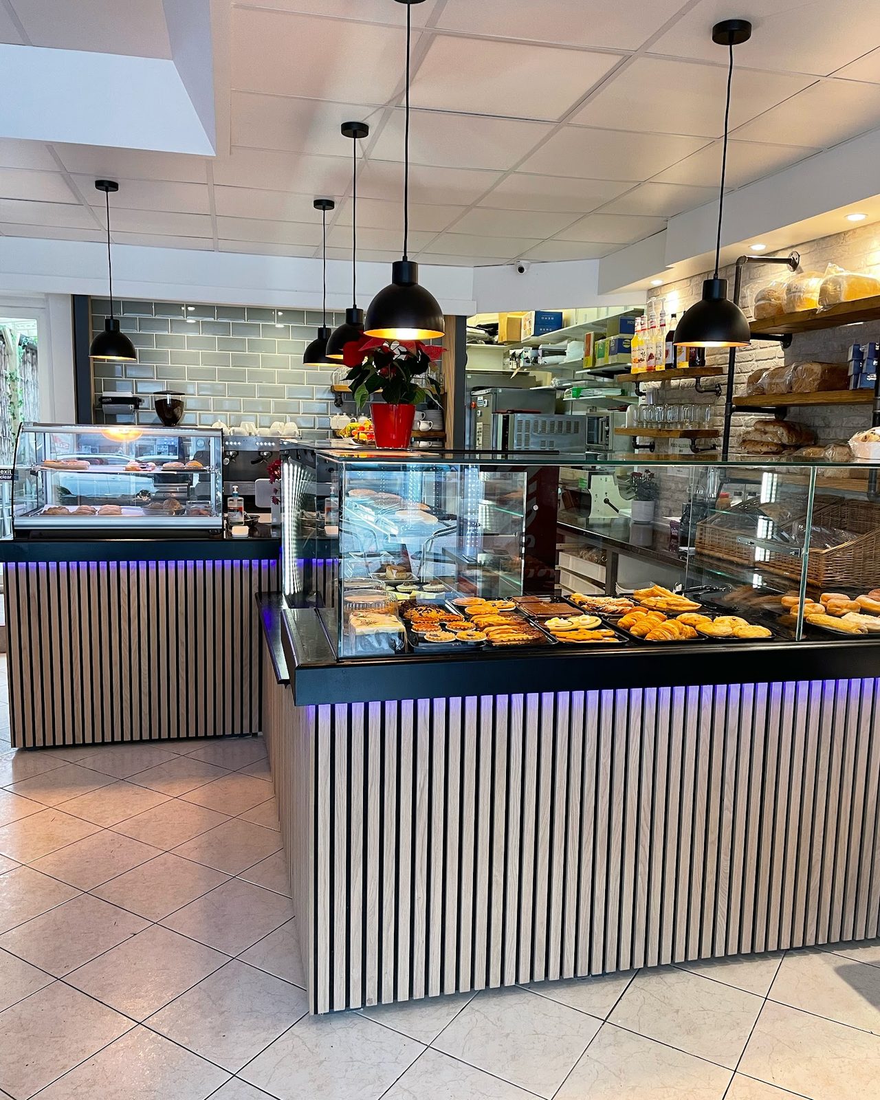Queensway Tearooms & Bakery