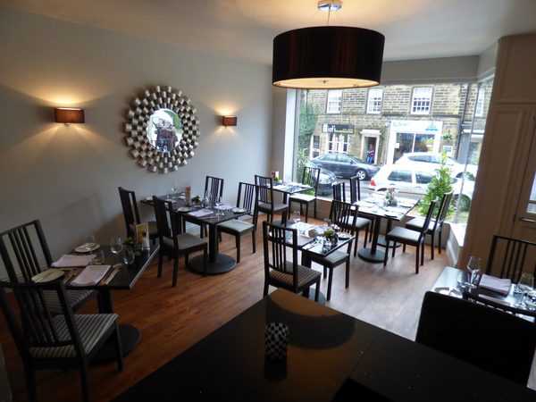 Quinta Bar and Grill
