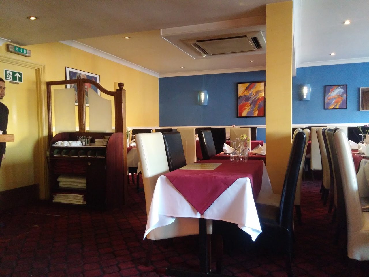 Radhuni Indian Cuisine
