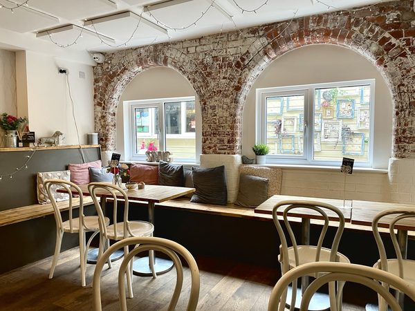 Red Cherry Coffee Lounge