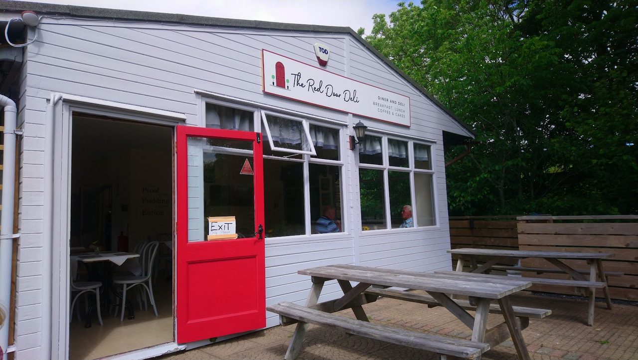 Red Door Deli & Diner