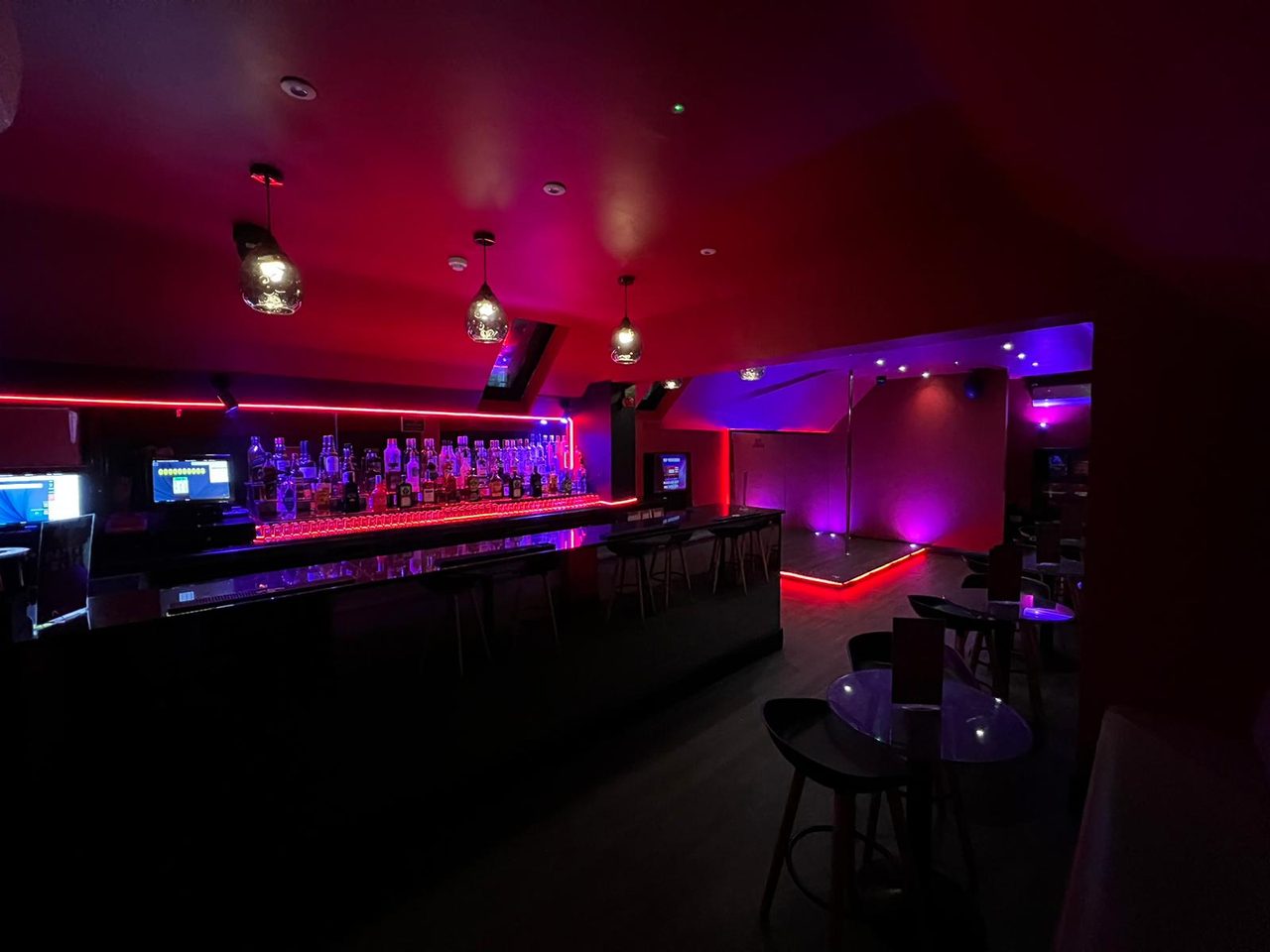 Red Lounge