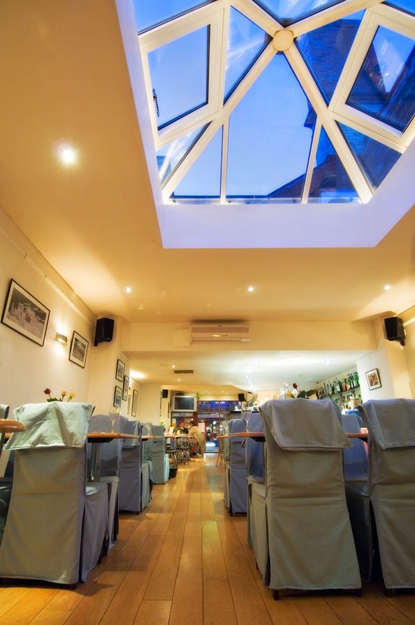Restaurant Moya