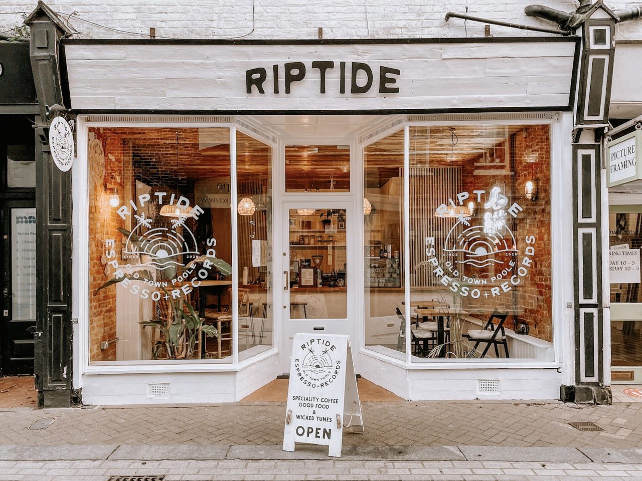 Riptide Espresso + Records