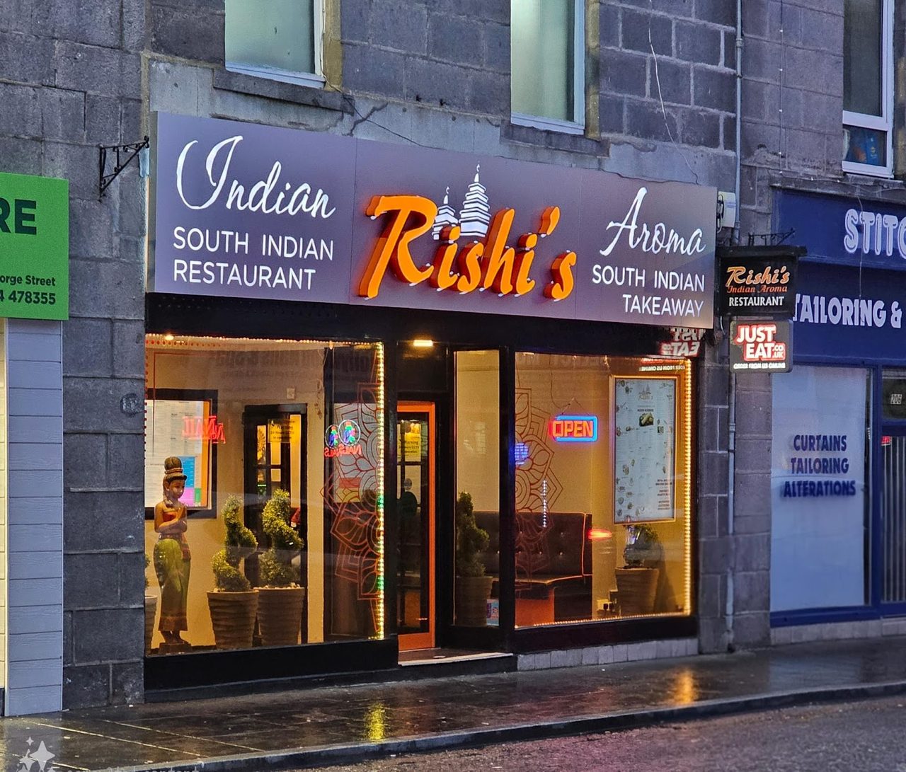 RISHIS INDIAN AROMA