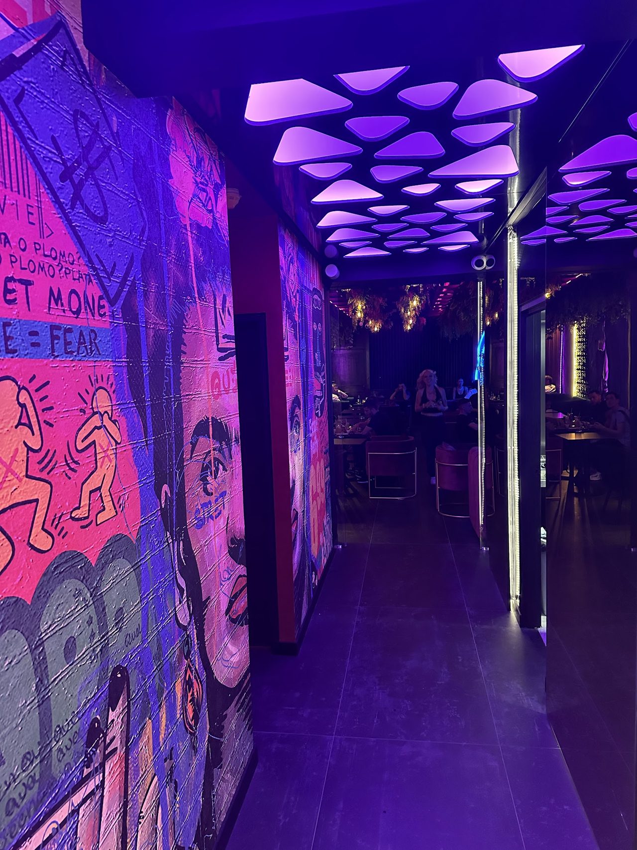 Ritzy Lounge