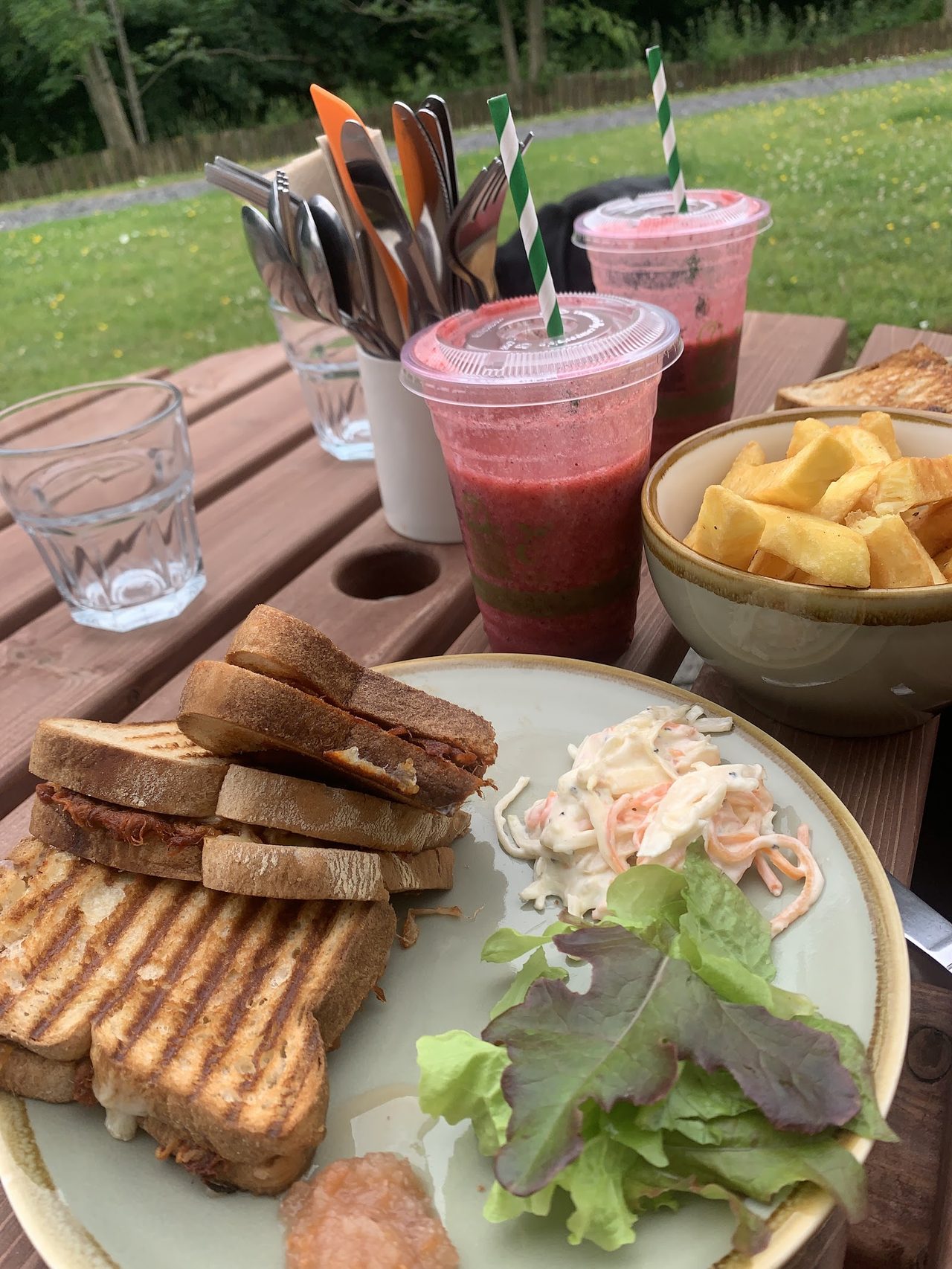 Riverside Cafe