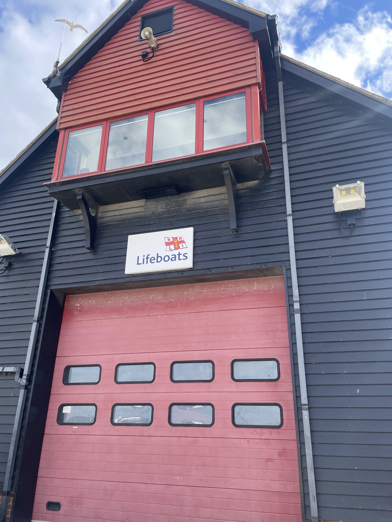 Rnli Coffee Shop