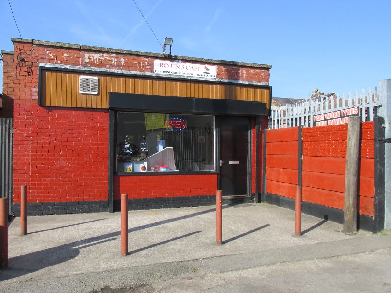 Robins Cafe
