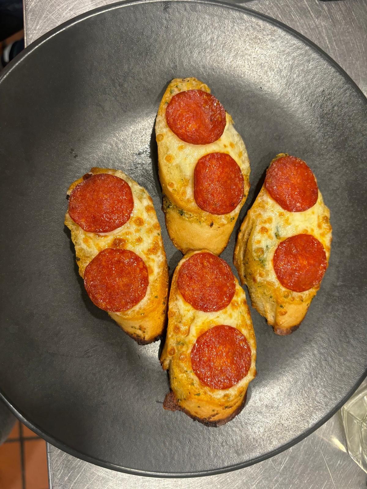 Rocco's Pizza - Tasty Bun Ickenham