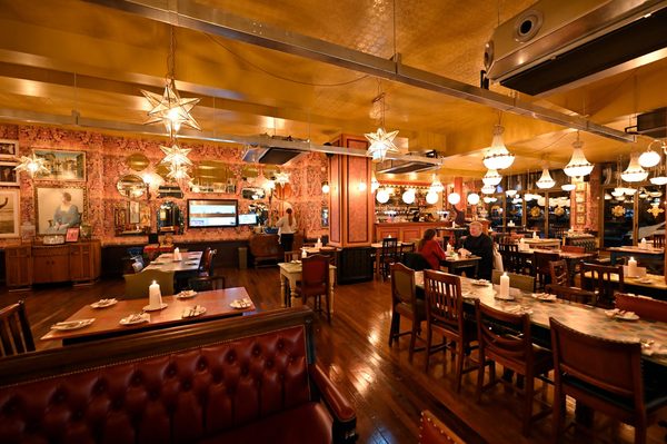 Romano Lounge