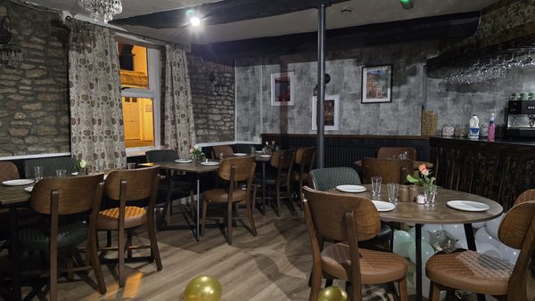 RONA MEZZE & BAR