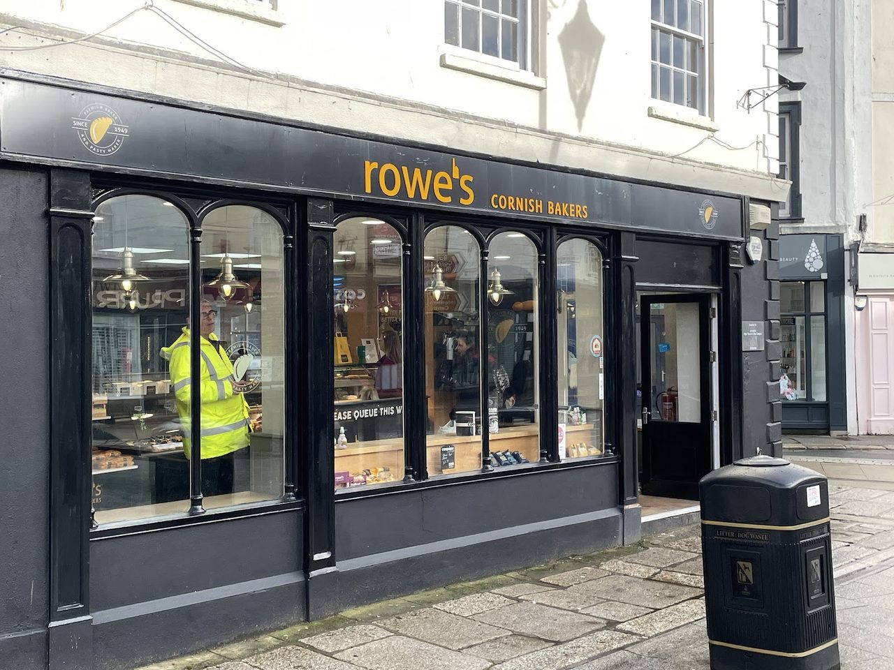 Rowes Bakery