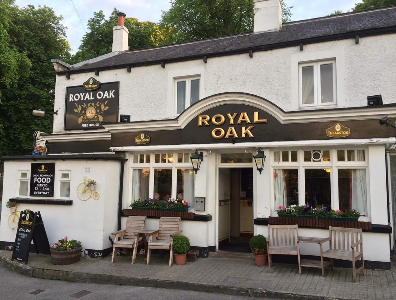 Royal Oak Hotel