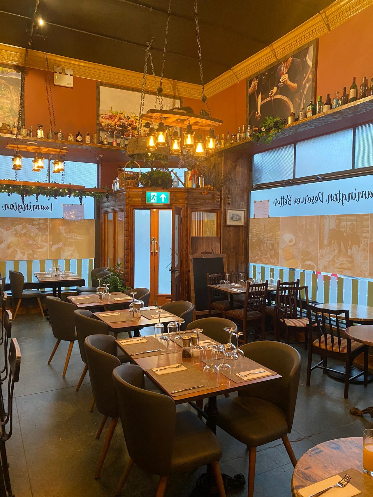 Rustiq Restaurant