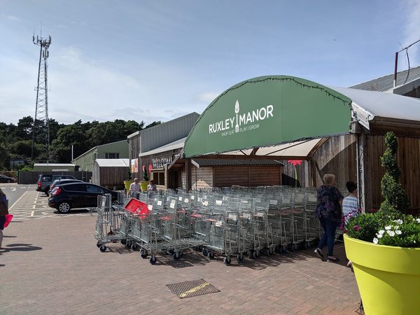 Ruxley Manor Mulberry Tree & Food Hall