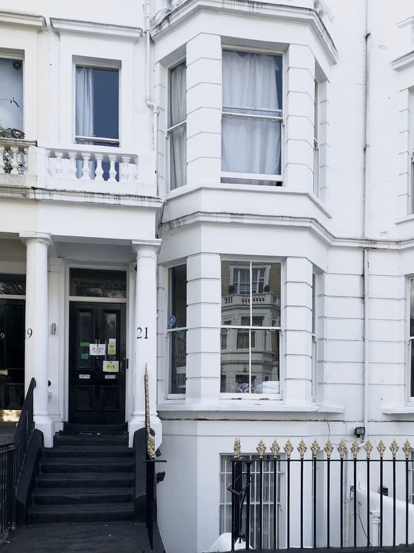 Saint James Backpackers Hotel