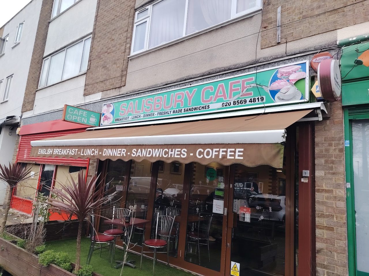 Salisbury Cafe