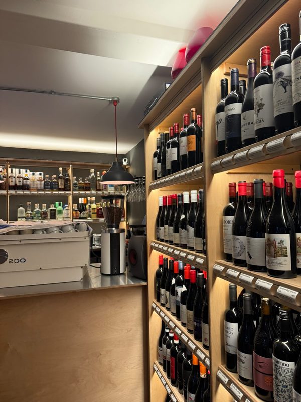 Scarlet Wines
