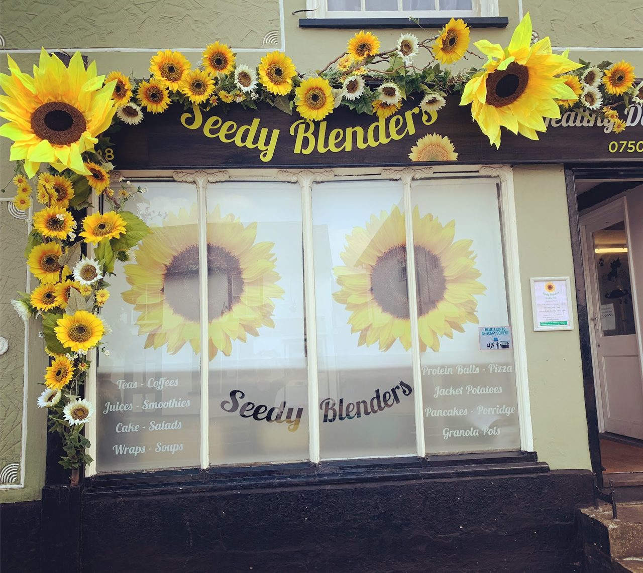 Seedy Blenders @ 1Life